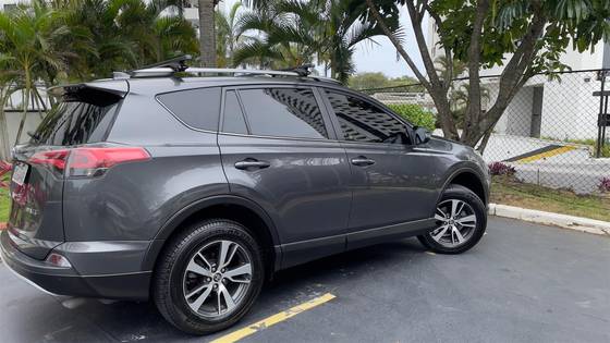 TOYOTA RAV4 2.0 TOP 4X2 16V GASOLINA 4P AUTOMÁTICO